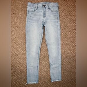 American Eagle Outfitters Light Wash Skinny Frayed Jeans